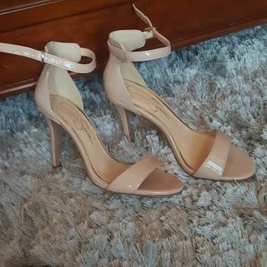 Jessica Simpson nude heels